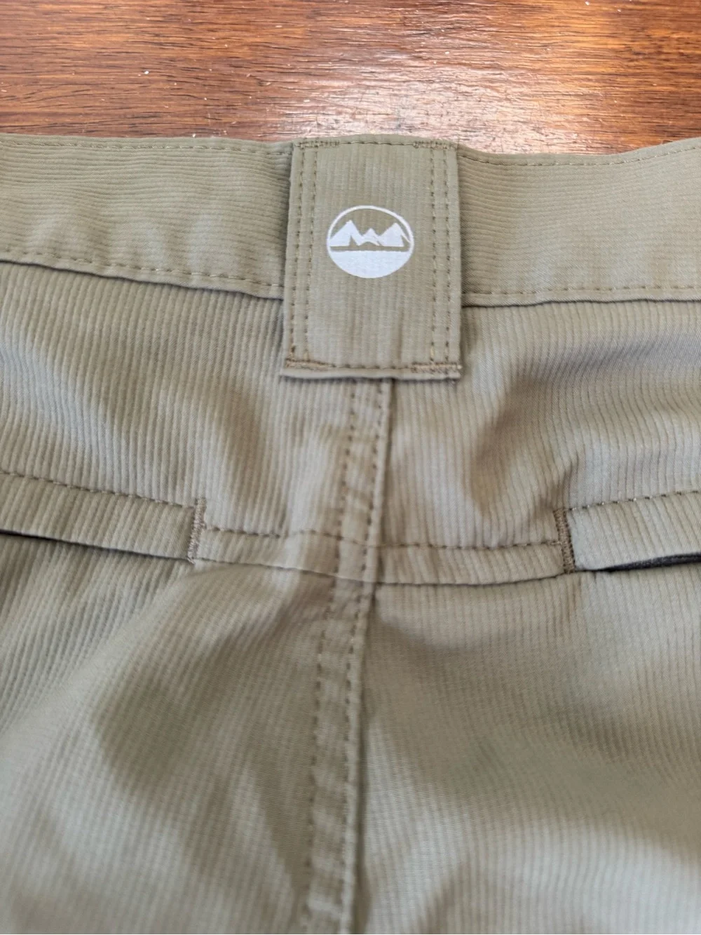 Wrangler Authentics Performance Comfort Flex Waist Cargo Shorts size 32 Hiking